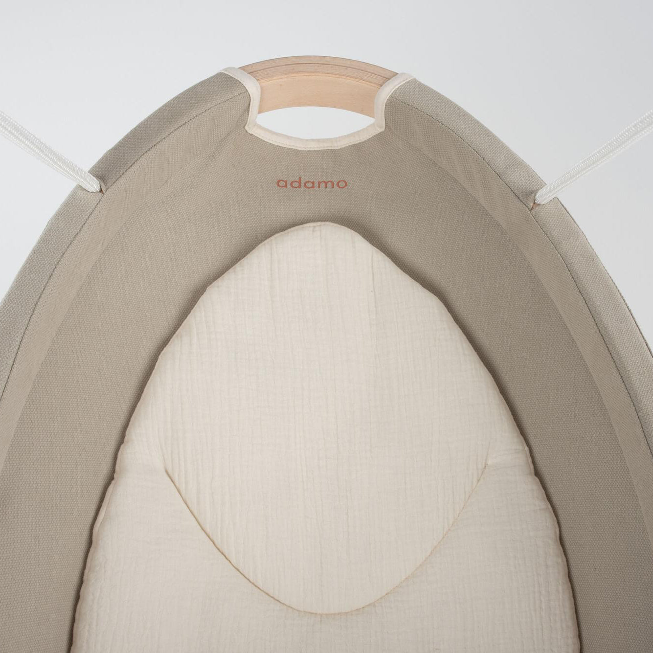 Adamo Lux babahinta Terra