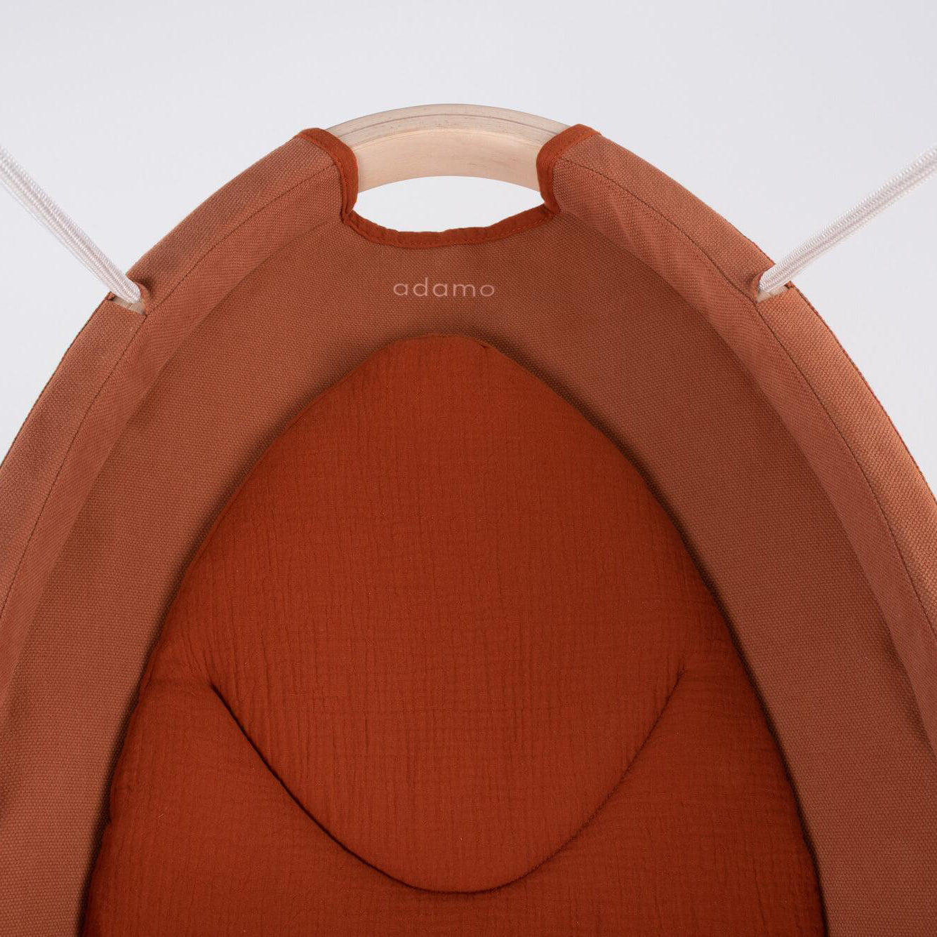 Adamo Lux babahinta Terra